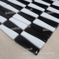 proveedor chino tira mixta en blanco y negro mosaico de cristal esmaltado